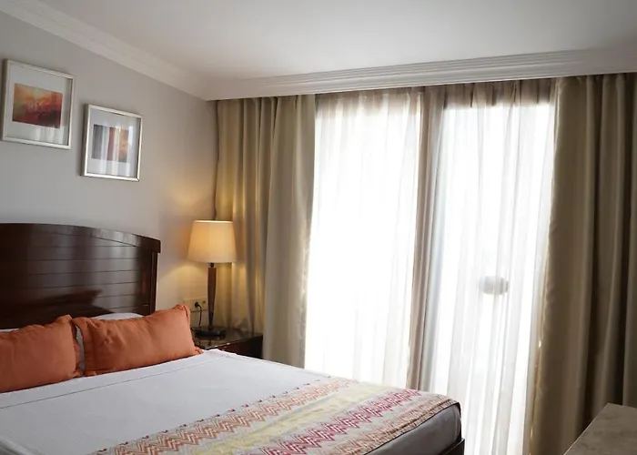 Akdora & Spa 4* 시데