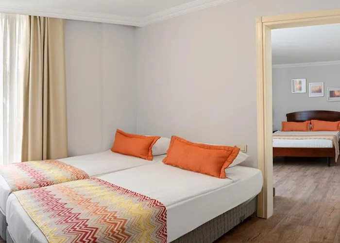 Akdora & Spa מלון סייד