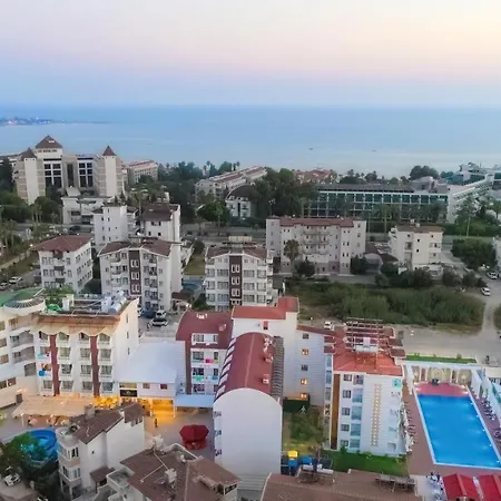 Akdora & Spa Szálloda