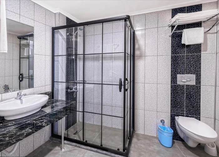 Akdora & Spa Otel 4*